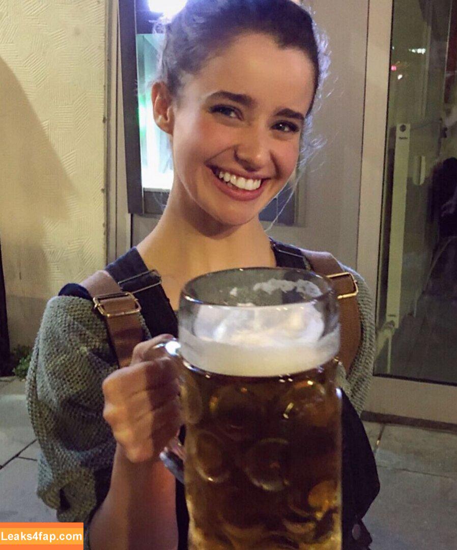 Holly Earl / earlisthename / hollyearl__ leaked photo photo #0013