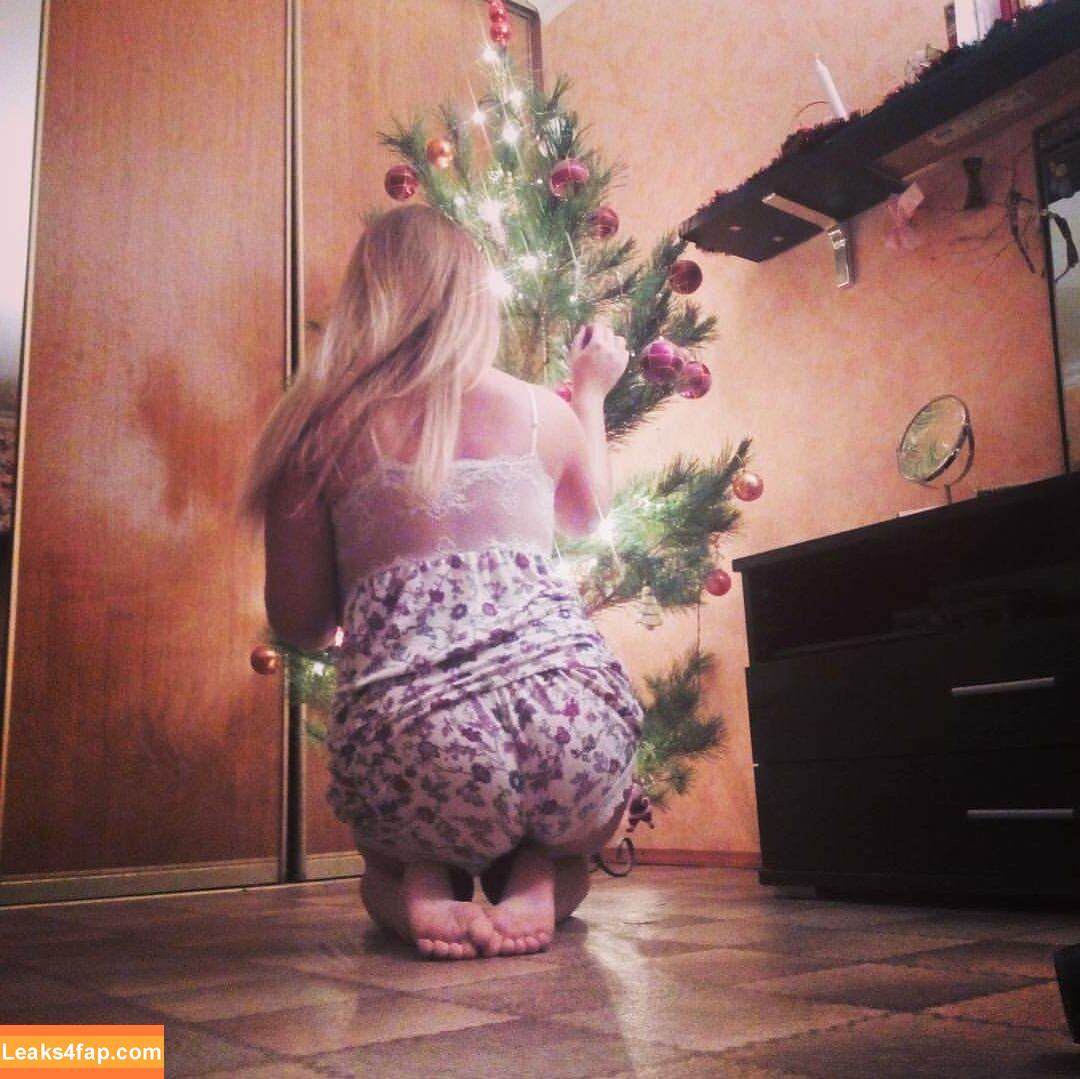 Holly Garner / Inna Khoruzh / InnaKhoruzh / Ivanna Ershova / RealHollyGarner / holly.garner leaked photo photo #0054