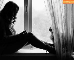 Holly Garner photo #0055