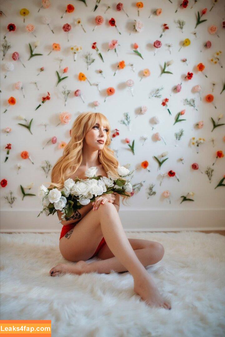 Holly Halen / Hannahhollyla / Holly Von Halen / holly777666 / misshollyallen leaked photo photo #0003