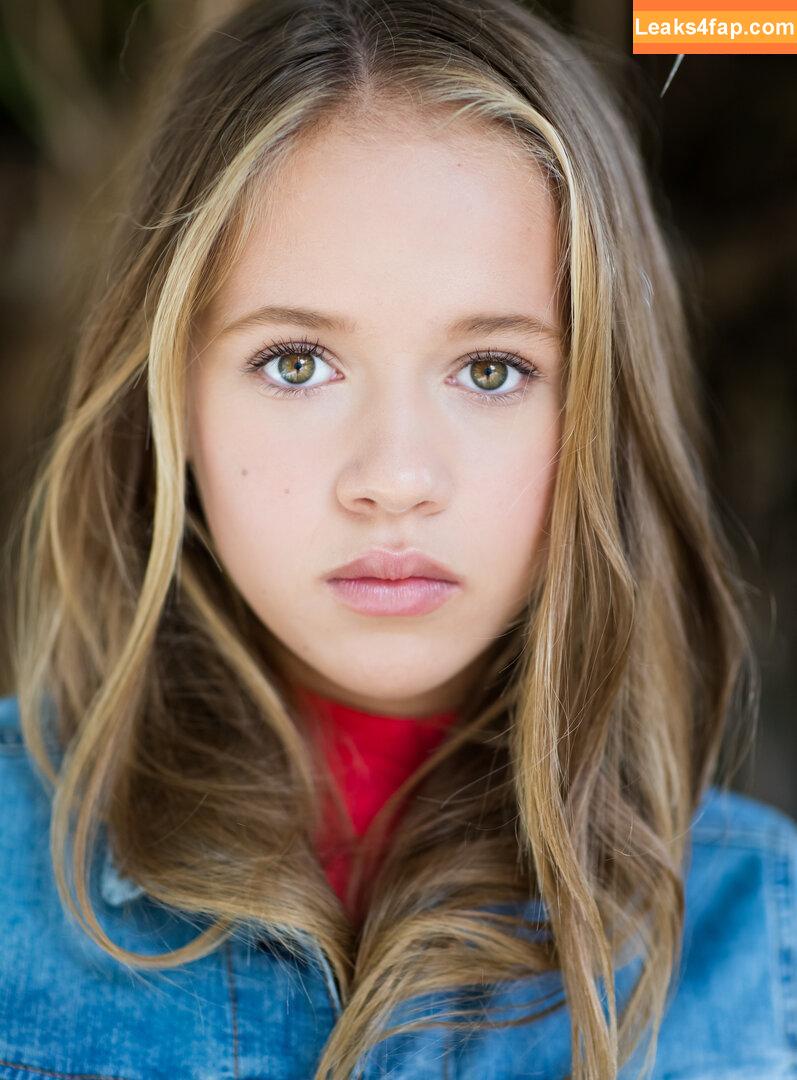 Holly J Barrett /  leaked photo photo #0014