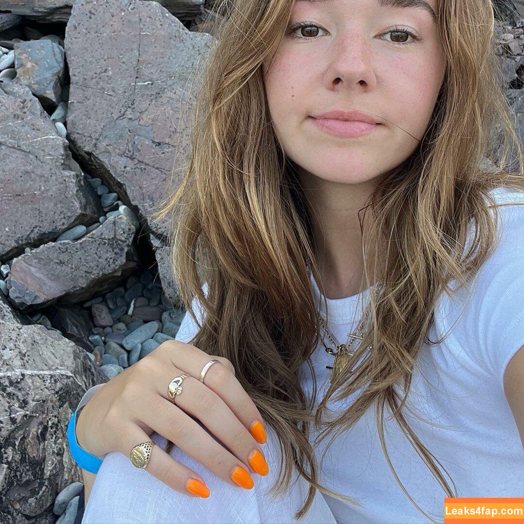 Holly Taylor / actress / holly_taylor / hollytaylor97 / lilydarling leaked photo photo #0028