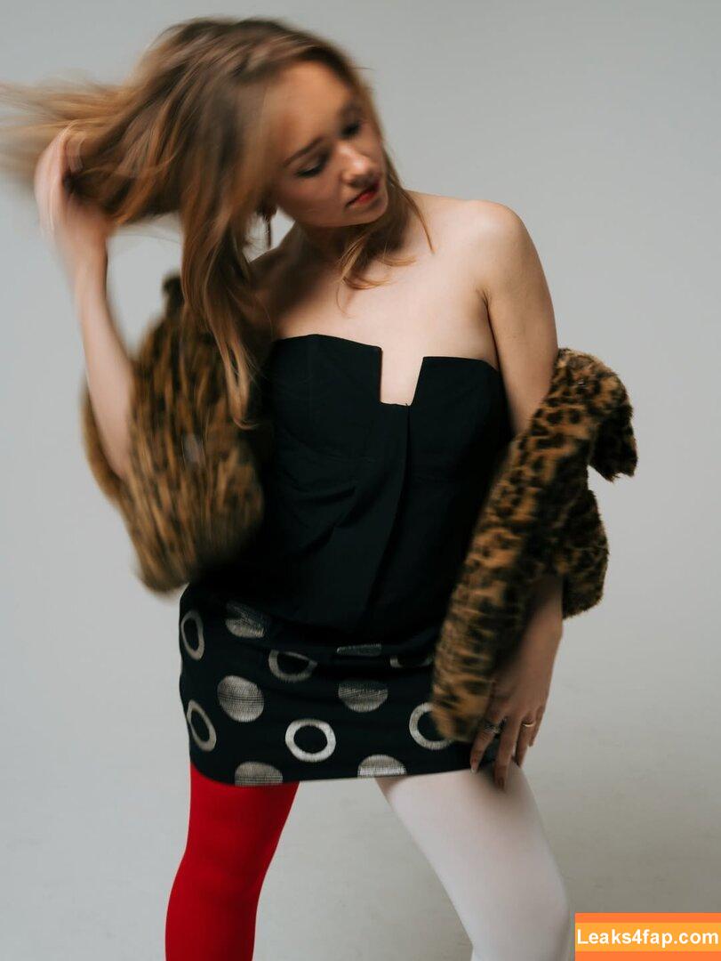 Holly Taylor / actress / holly_taylor / hollytaylor97 / lilydarling leaked photo photo #0140