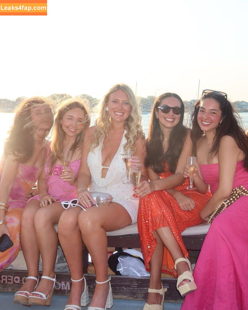 Holly Taylor / actress / holly_taylor / hollytaylor97 / lilydarling leaked photo photo #0146