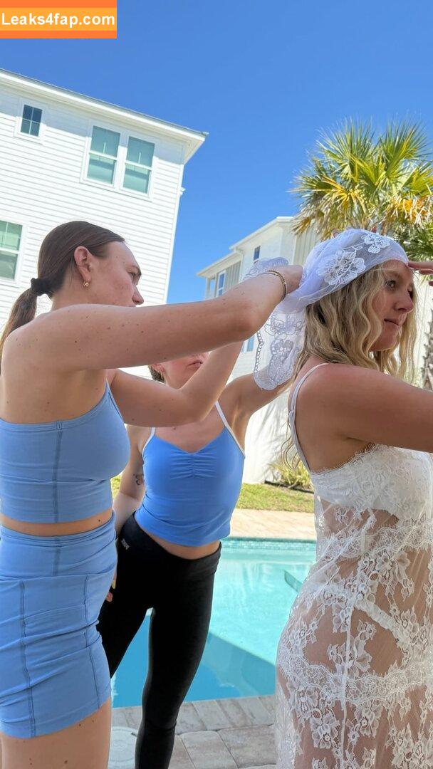 Holly Taylor / actress / holly_taylor / hollytaylor97 / lilydarling leaked photo photo #0150