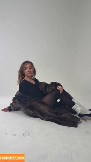 Holly Taylor photo #0132