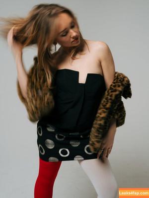 Holly Taylor photo #0140