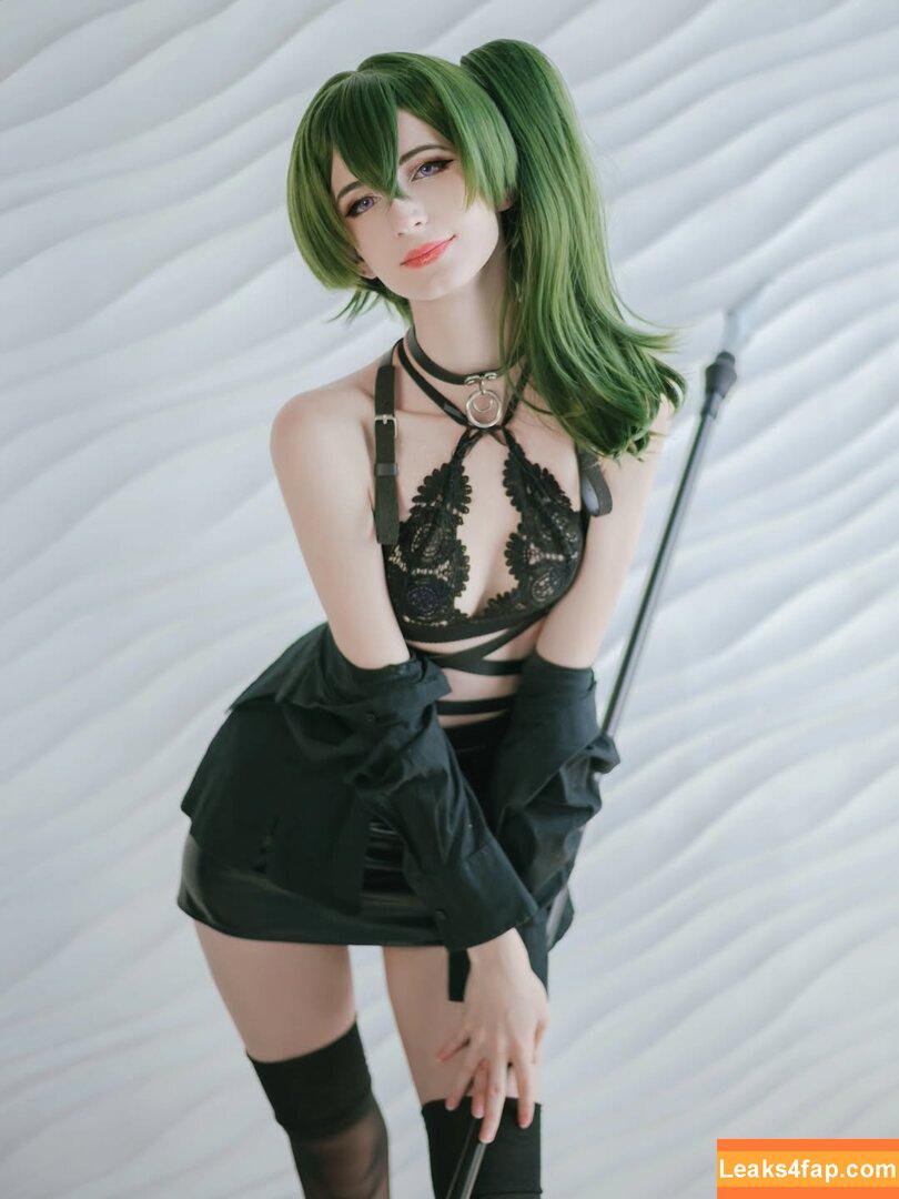 Holly White \ Holly.13.White / holly.nyan.white leaked photo photo #0005