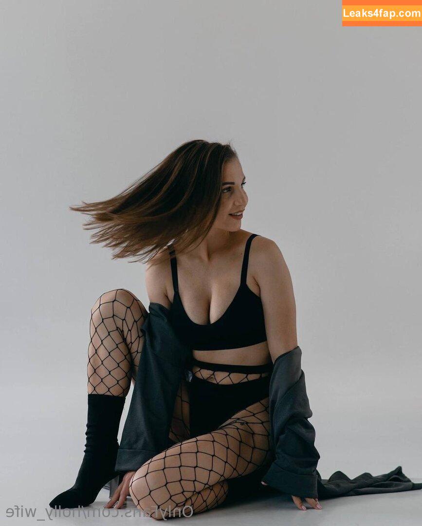holly_wife /  leaked photo photo #0016