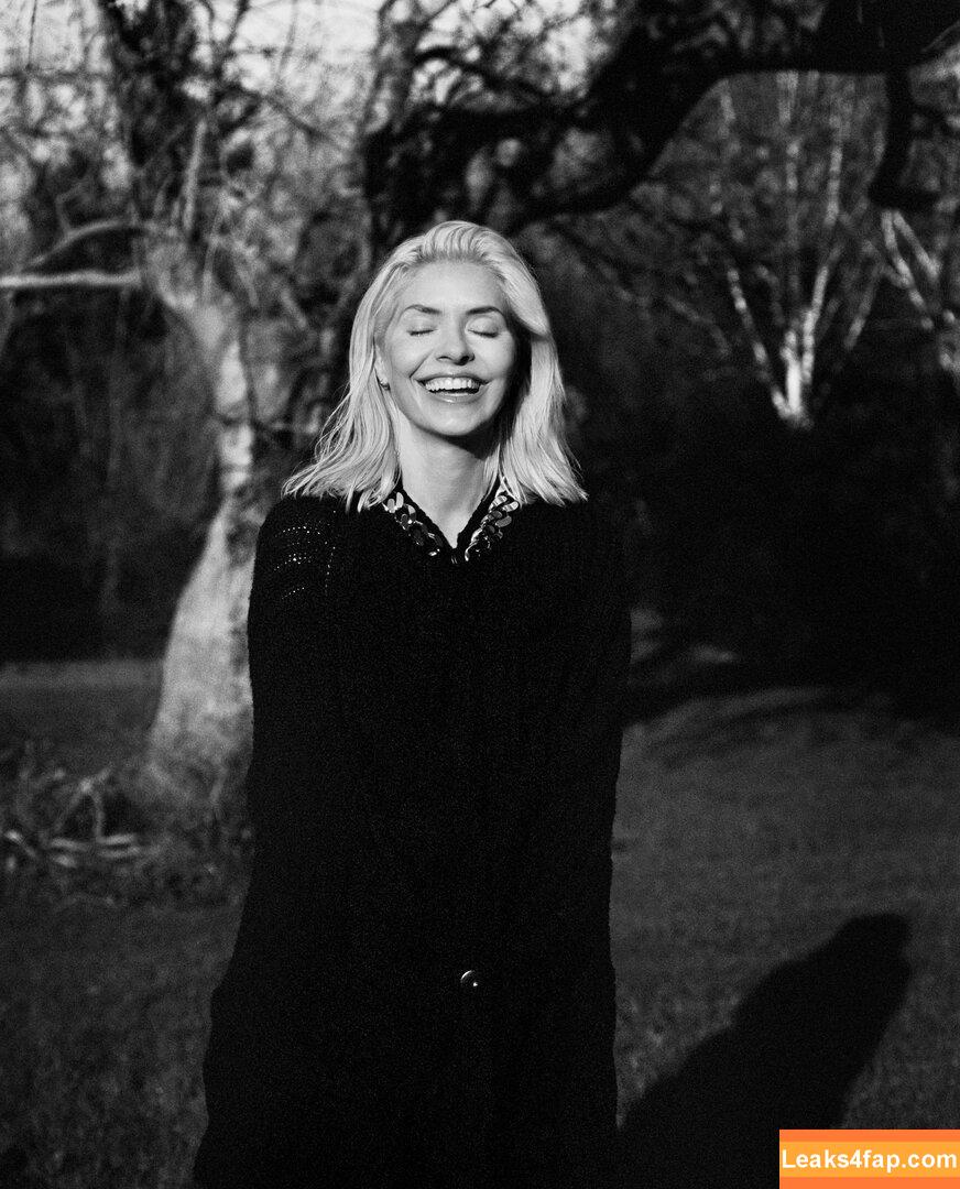 Holly Willoughby / hollywilloughby leaked photo photo #0373