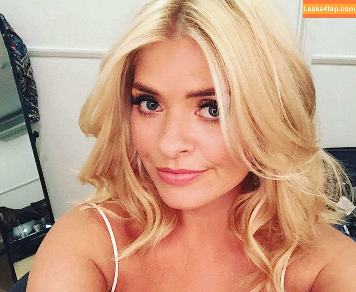 Holly Willoughby / hollywilloughby leaked photo photo #0508