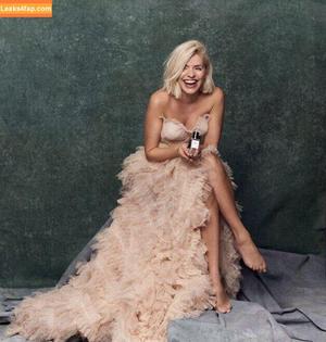Holly Willoughby photo #0002