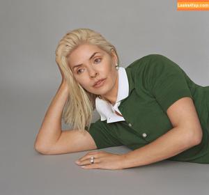 Holly Willoughby photo #0371
