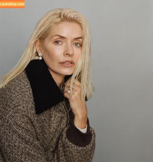 Holly Willoughby photo #0374