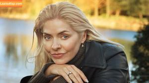Holly Willoughby photo #0376