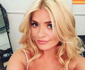 Holly Willoughby photo #0508