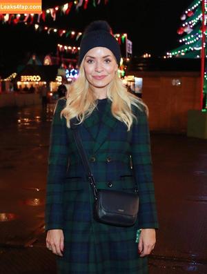 Holly Willoughby фото #0546