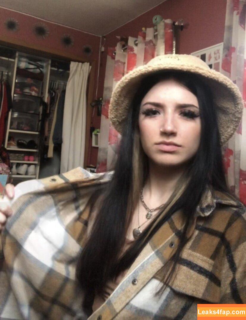 hollyjustwantst0 /  leaked photo photo #0003