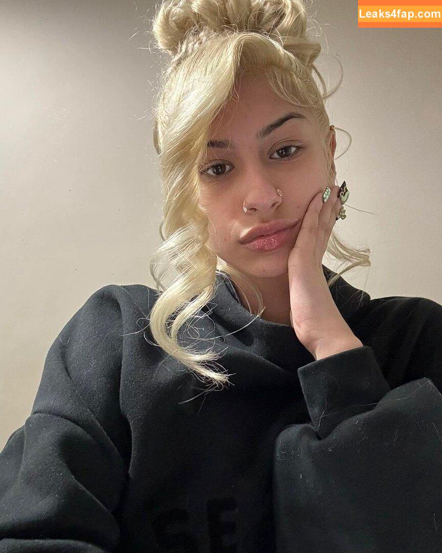 Hollynbanks / Yofavoritepicesesholly_ leaked photo photo #0001