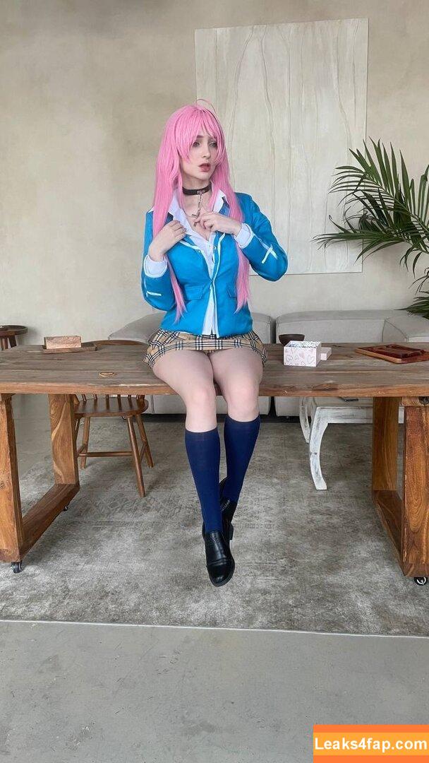 Hologana /  слитое фото фото #0788