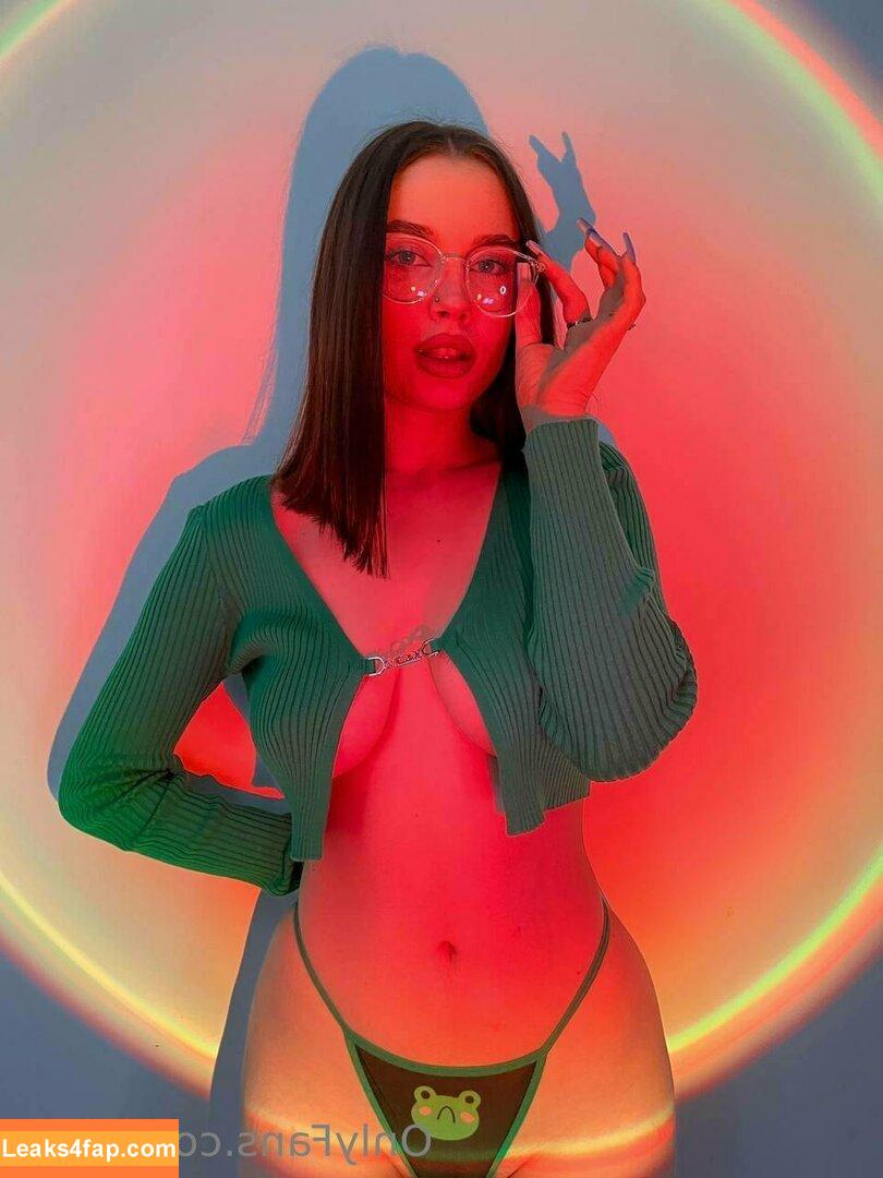 holy.polly leaked photo photo #0040