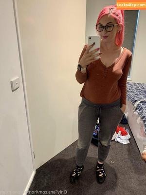 home-alone-mum photo #0105