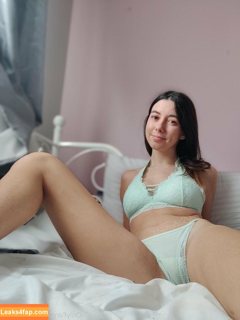 honey_babyx / Babyashx / honey_baby leaked photo photo #0062
