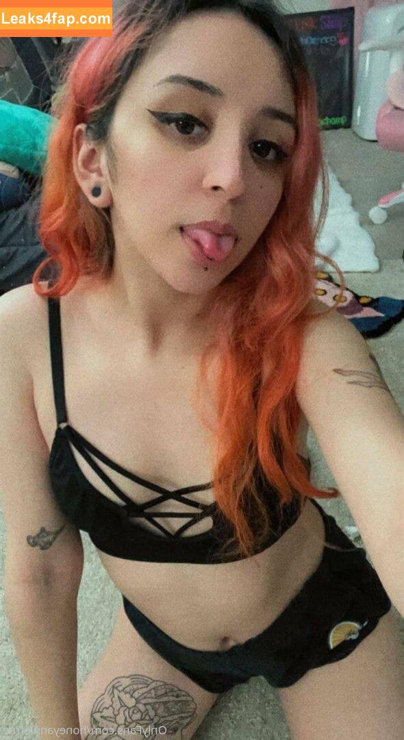 honeyanniefree / sky_toni22 leaked photo photo #0040