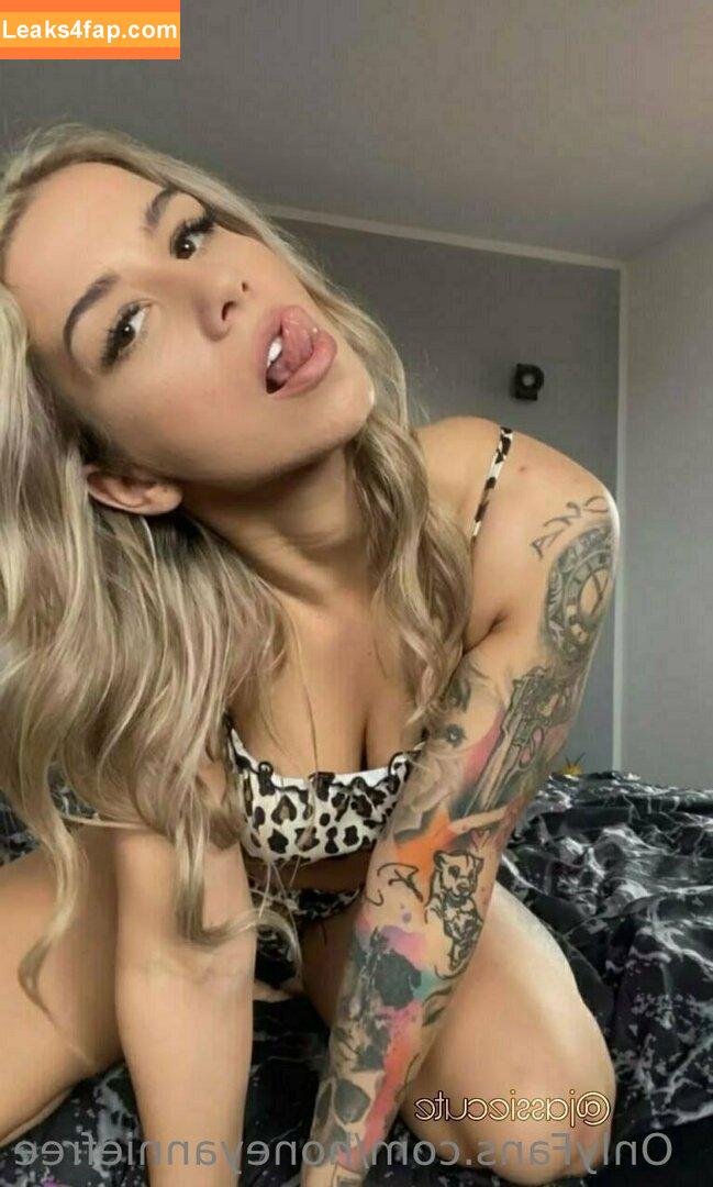 honeyanniefree / sky_toni22 leaked photo photo #0118