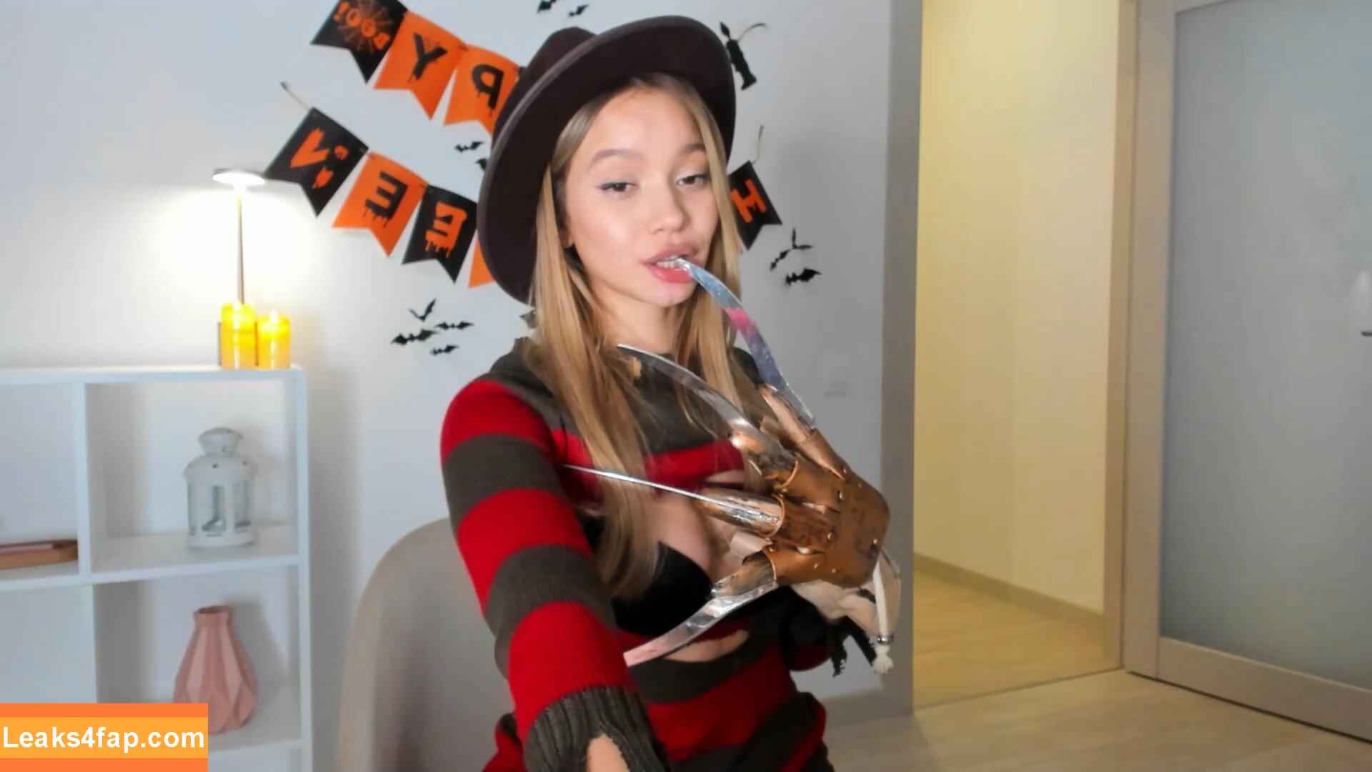 honeybae3 / asaphoney_ / honey_kira leaked photo photo #0223