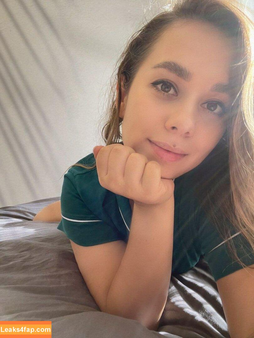 HoneyGirl / zzarraffa leaked photo photo #0061