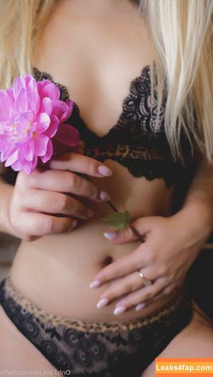 HoneyGirl photo #0040