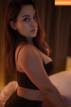 HoneyGirl photo #0175