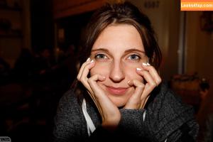 Hopelesssofrantic photo #0380