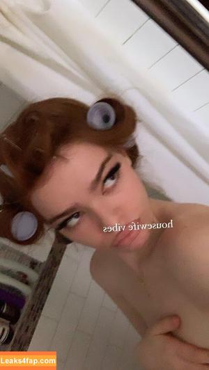 hopeweber photo #0014