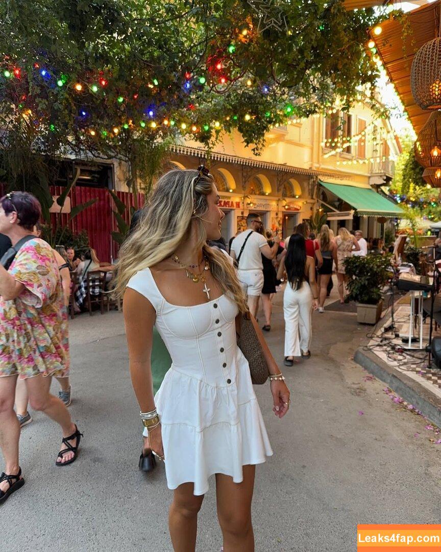 Hopie Schlenker / hopie.schlenker leaked photo photo #0285