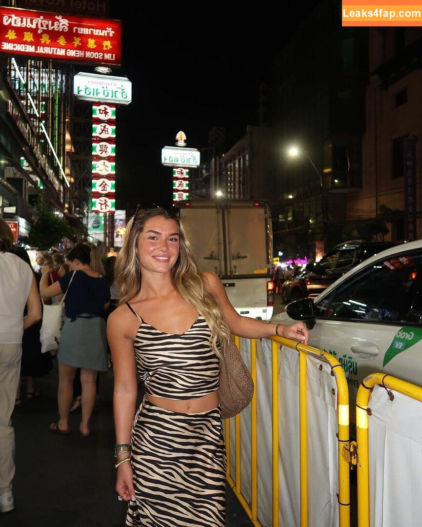 Hopie Schlenker / hopie.schlenker leaked photo photo #0301