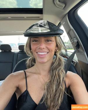 Hopie Schlenker photo #0264