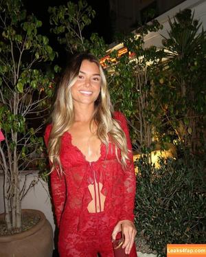 Hopie Schlenker photo #0284