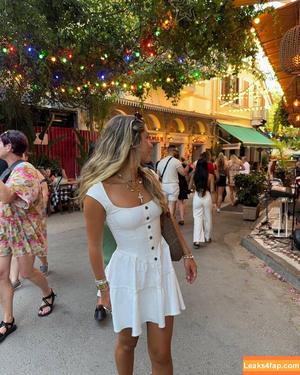 Hopie Schlenker photo #0285