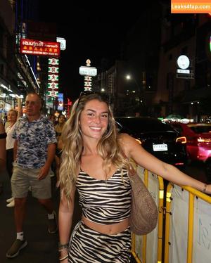 Hopie Schlenker photo #0296