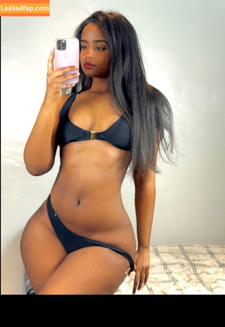 HornAfrica free nudes