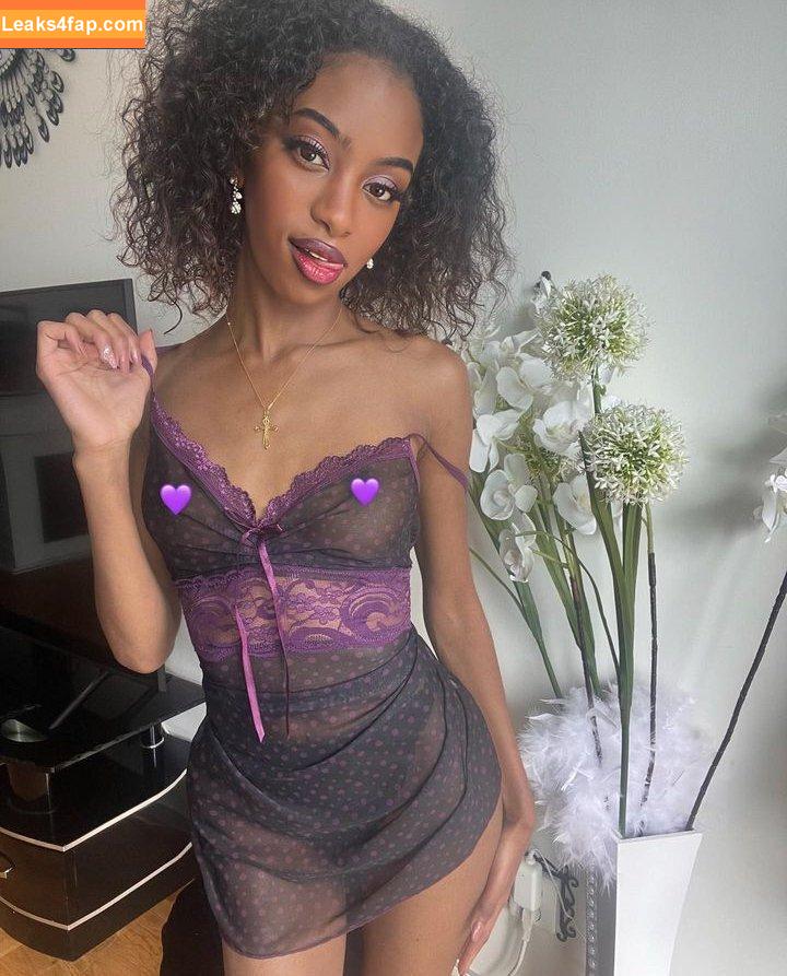 HornAfrica / east african / hickiesnbubbles / hornsafricasafaris leaked photo photo #0056