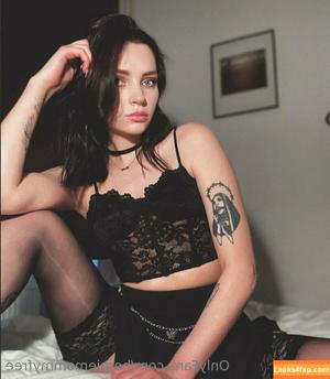 horniemommyfree photo #0099