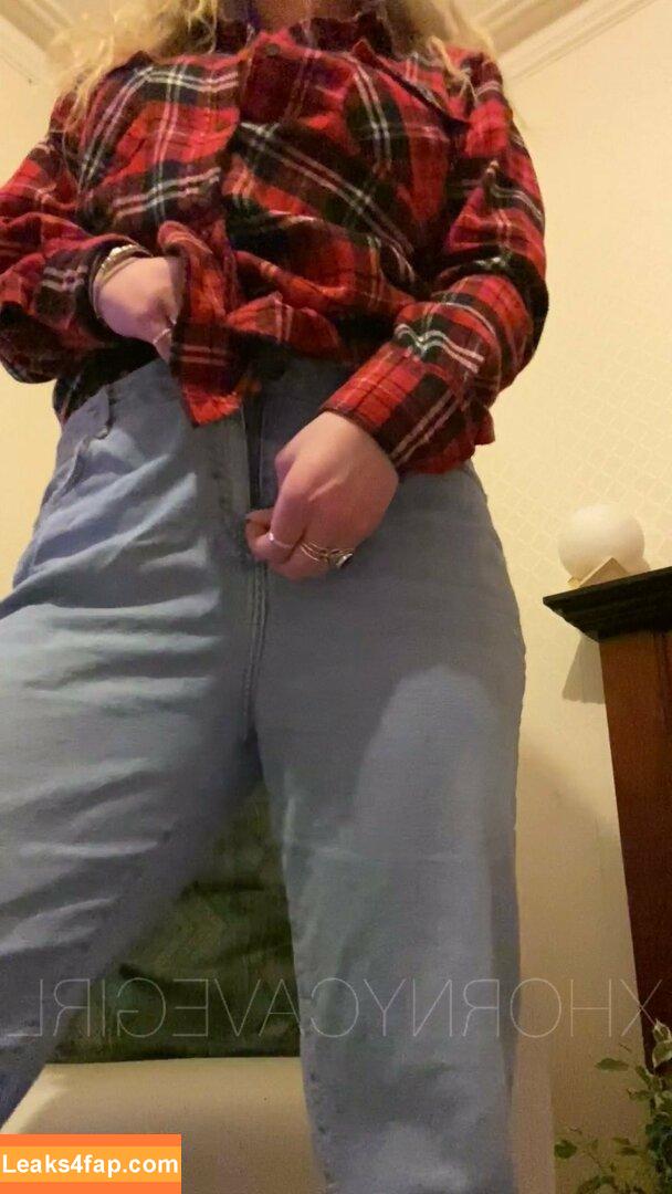 hornycavegirl /  leaked photo photo #0093