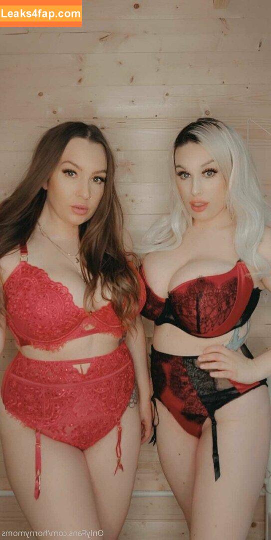 hornymoms /  leaked photo photo #0074