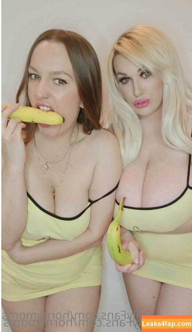 hornymoms /  leaked photo photo #0209