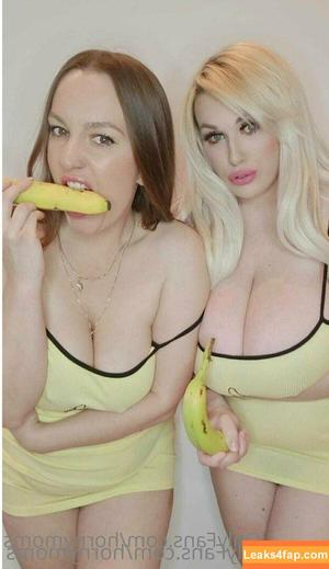 hornymoms photo #0209
