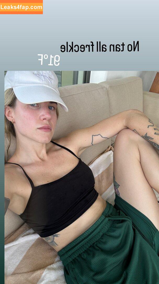 Horsegirldotjpeg / Sophia / husbandwanter_ / internetdaughter leaked photo photo #0105