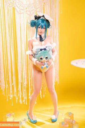 Hoshilily photo #0292